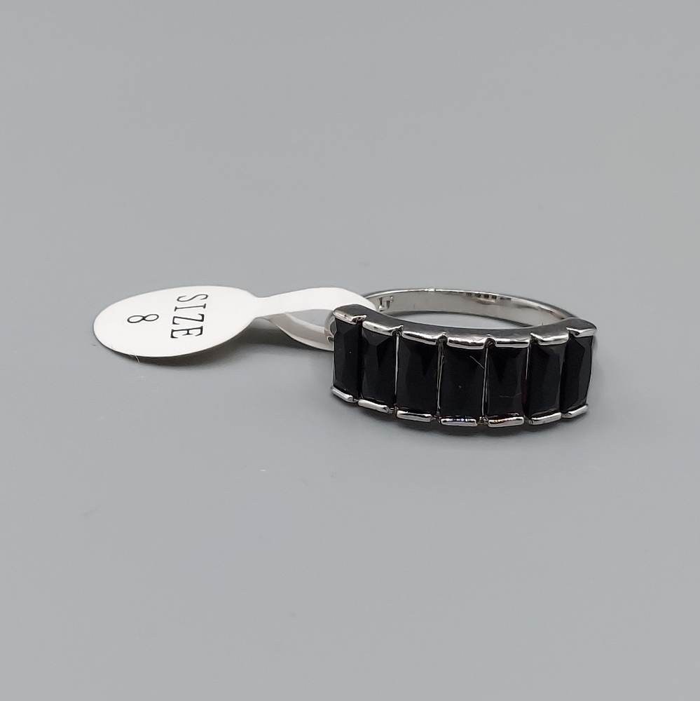 Fragrant jewels ring from Nocturnal collection